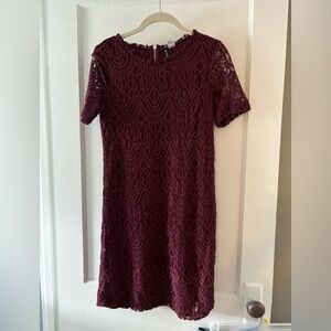 Maroon lace short sleeve dress
